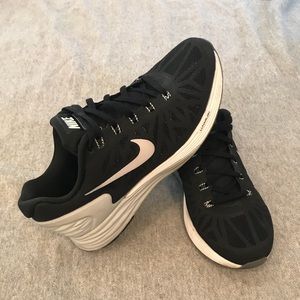 Nike Lunarglide Women’s Running Shoes